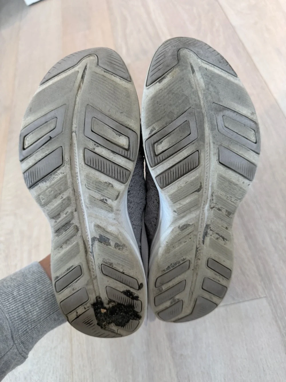 APL Size 7.5 - Picture 3 of 4